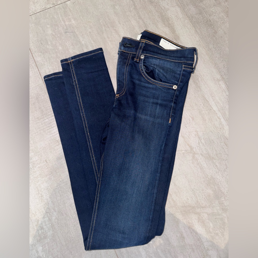 Skinny jeans